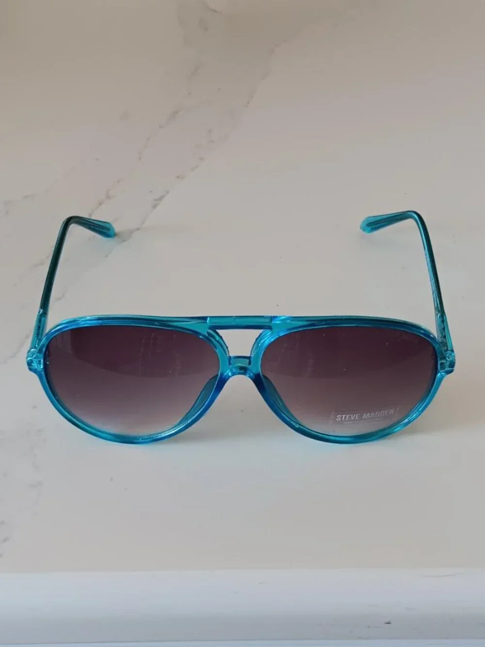 STEVE MADDEN Sunglasses Crystal Blue Frame Gradient Smoke Lens NEW